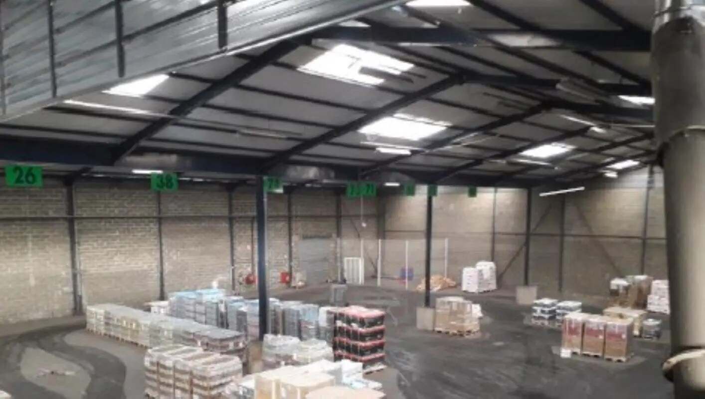 Industriel/Logistique dans Corbas à louer Photo de l’immeuble– Image 1 sur 1