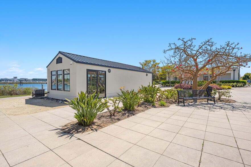 2885 Historic Decatur Rd, San Diego, CA à louer - Photo de l’immeuble – Image 1 sur 8