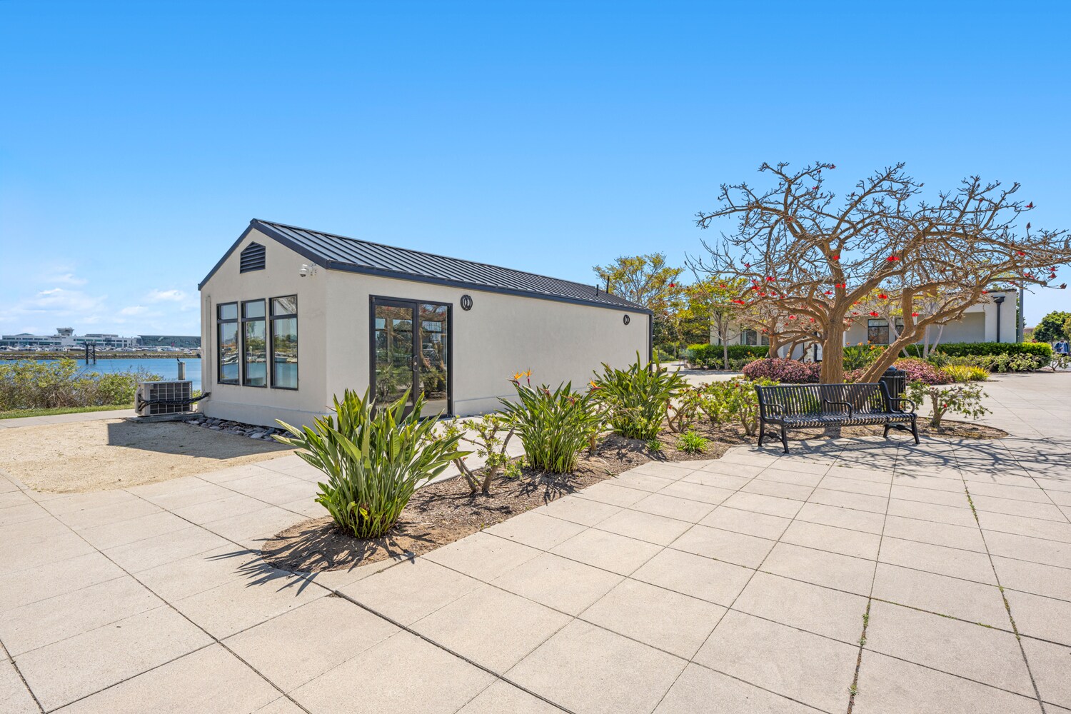 2885 Historic Decatur Rd, San Diego, CA à louer Photo de l’immeuble– Image 1 sur 9