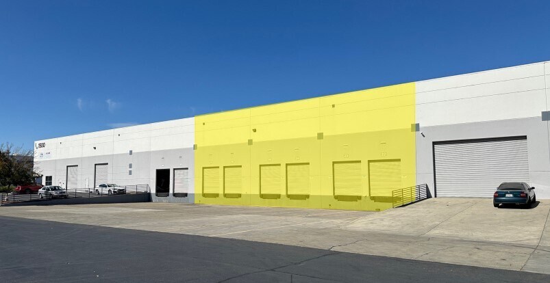1500 Overland Ct, West Sacramento, CA à louer - Photo de l’immeuble – Image 1 sur 2