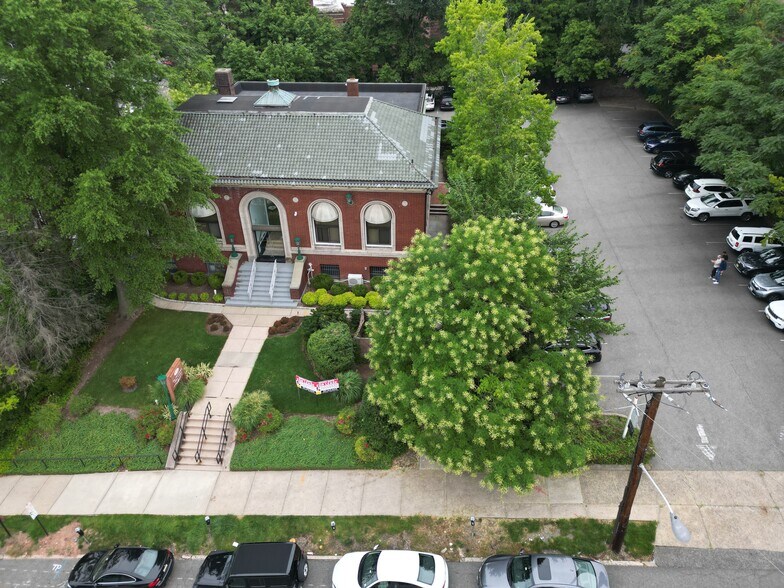 71 E Palisade Ave, Englewood, NJ à louer - Photo de l’immeuble – Image 2 sur 13