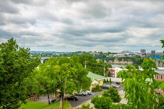 240 Forest Ave, Chattanooga, TN - VUE AÉRIENNE  vue de carte