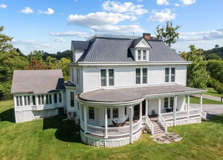 Plus de détails pour 639 Tower St, Tazewell, VA - Spécialisé à vendre