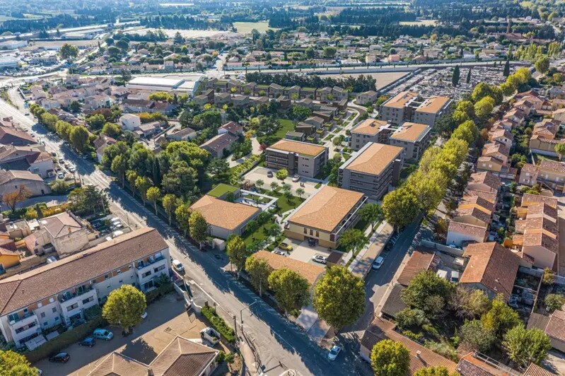 16 Avenue André Aune, Sénas à vendre - Aérien – Image 2 sur 2