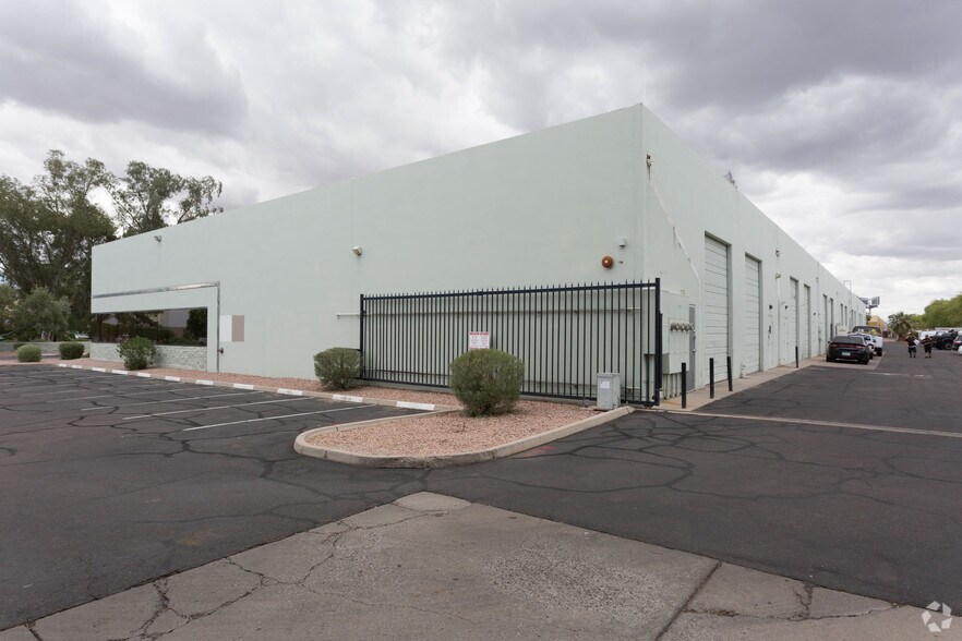 2125 E 5th St, Tempe, AZ à louer - Photo de l’immeuble – Image 3 sur 6
