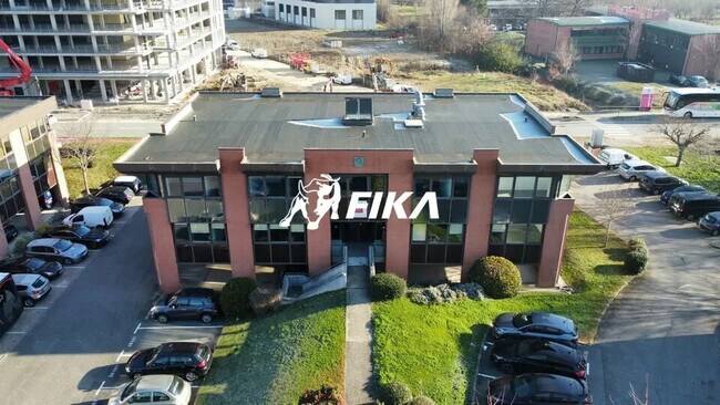 Plus de détails pour Bureau à louer