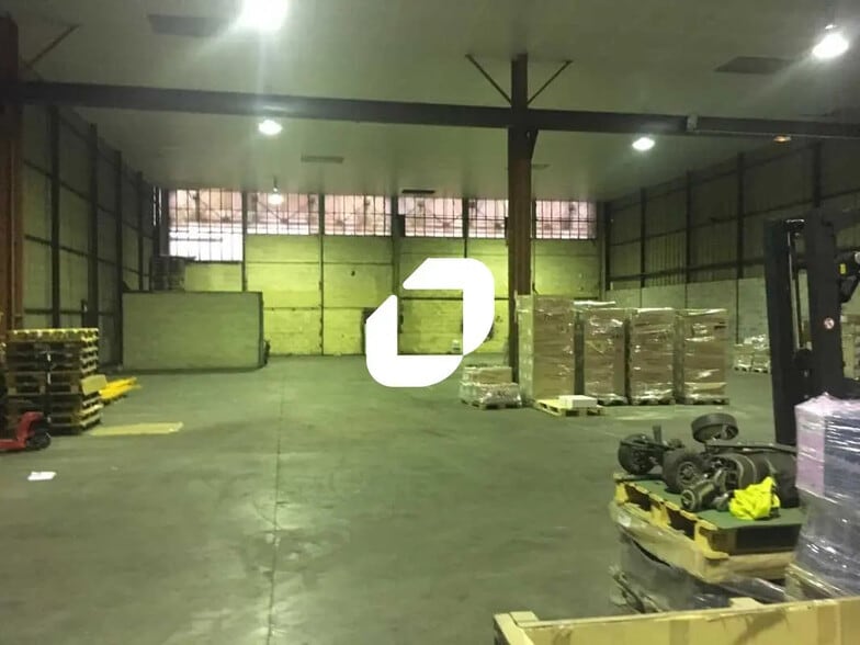 Bureau dans Bordeaux à louer - Photo de l’immeuble – Image 2 sur 7