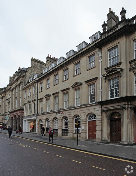 44-45 Milsom St, Bath à louer - Photo principale – Image 1 sur 5
