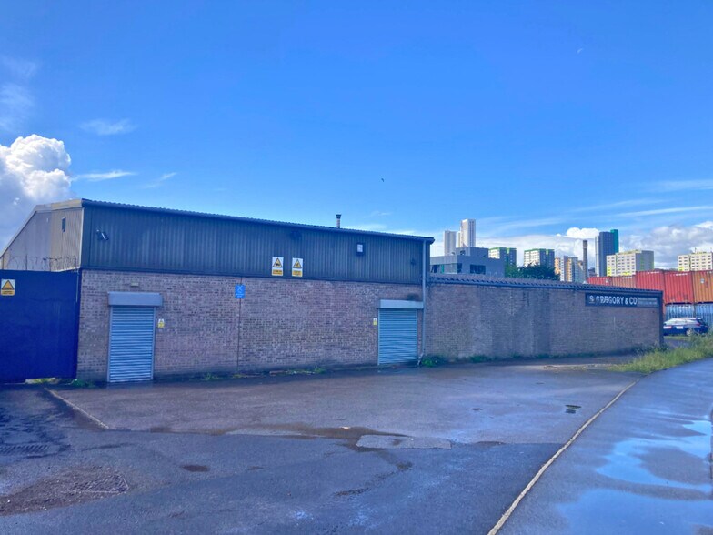 Enfield St, Leeds à louer - Photo de l’immeuble – Image 1 sur 2