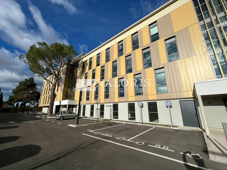 520 Rue Frédéric Joliot Curie, Aix-en-Provence à vendre - Photo de l’immeuble – Image 2 sur 14