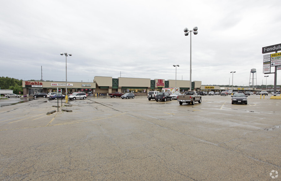 2410-2500 E Washington St, East Peoria, IL à louer - Photo principale – Image 1 sur 7