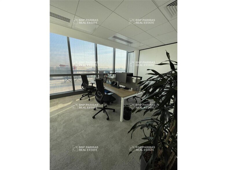 200 Avenue De Paris, Châtillon à louer - Photo de l’immeuble – Image 2 sur 18