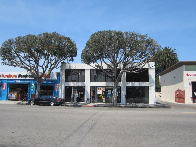 1625 W Pico Blvd, Los Angeles, CA à louer - Photo de l’immeuble – Image 1 sur 3