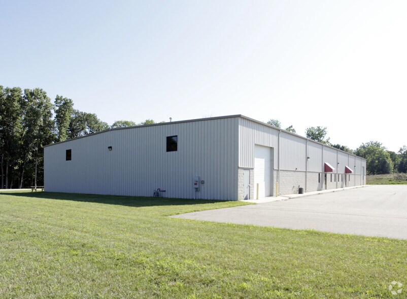 1845 Hemlock Ct, Goshen, IN à vendre - Photo principale – Image 1 sur 4