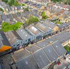 1-4 Hatherley Mews, Londres à louer Photo de l’immeuble– Image 2 sur 6