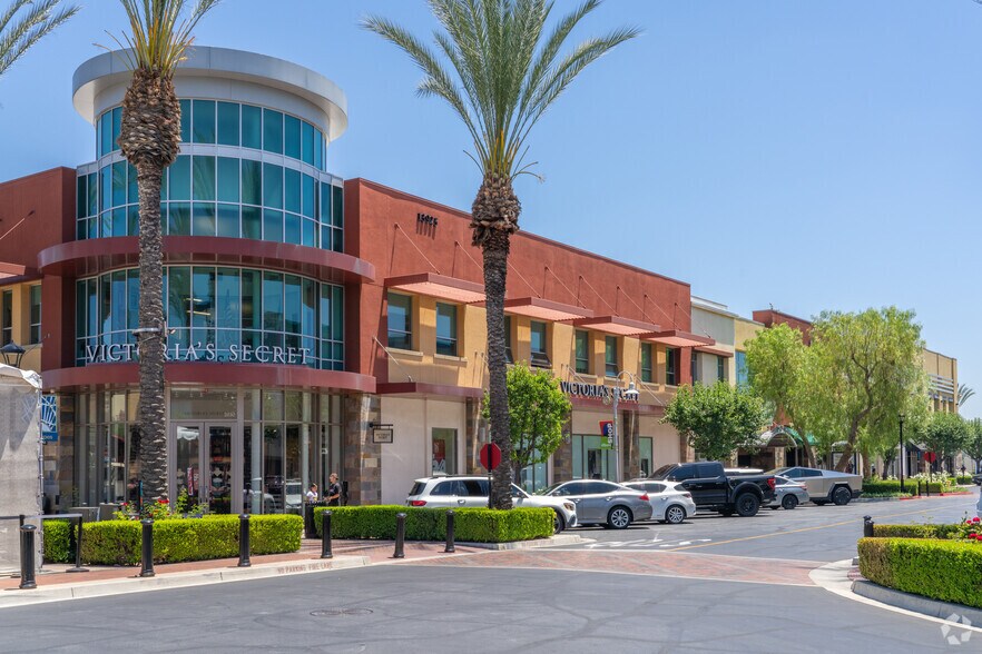 13925 City Center Dr, Chino Hills, CA à vendre - Photo de l’immeuble – Image 2 sur 4