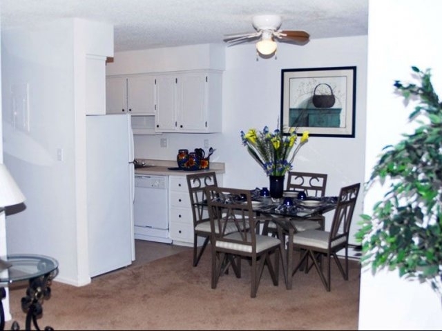 308 Van Buren St, Jackson, MI à vendre - Photo intérieure – Image 3 sur 26