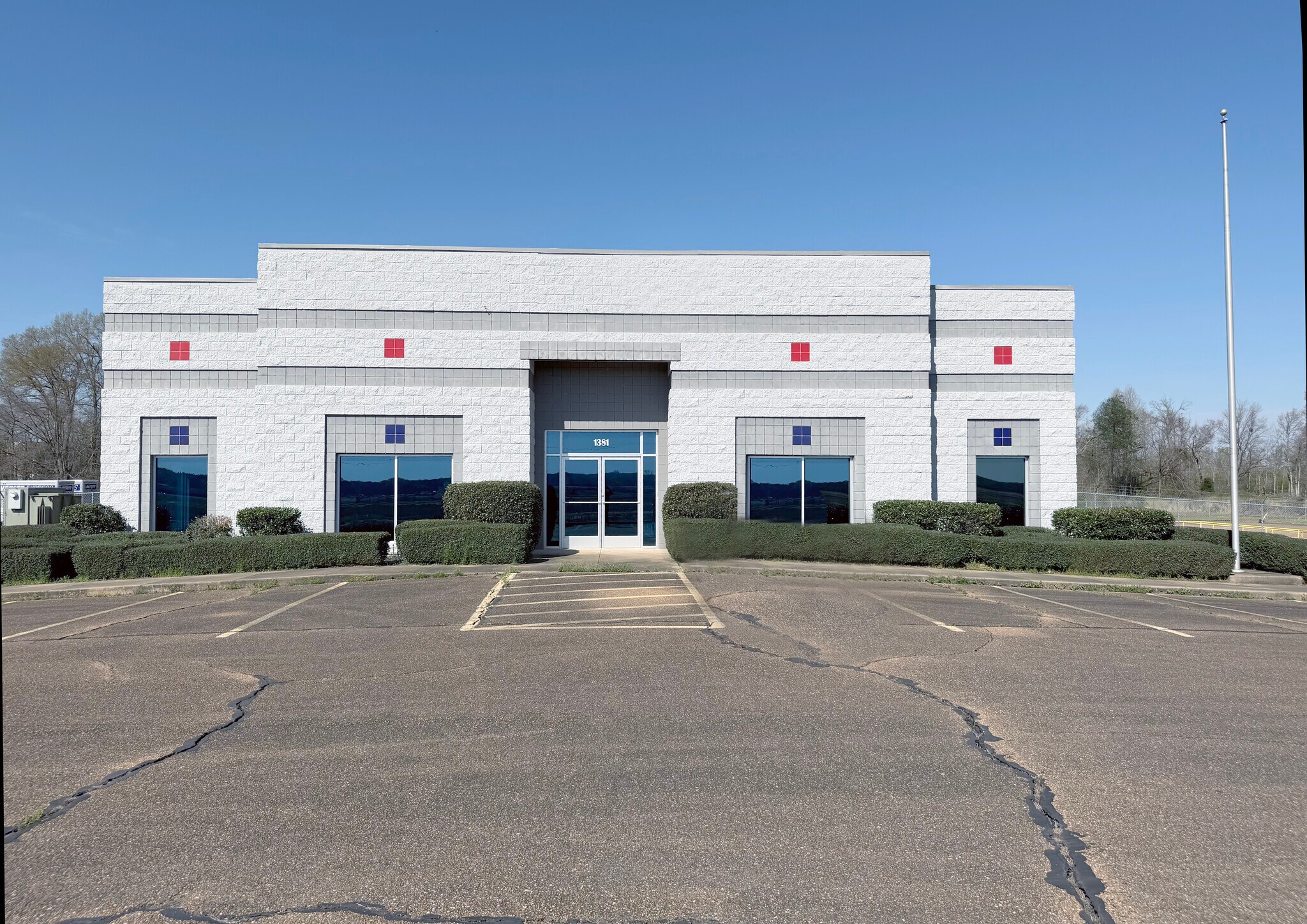 1381 Air Industrial Park Rd, Grenada, MS à vendre Photo principale– Image 1 sur 4