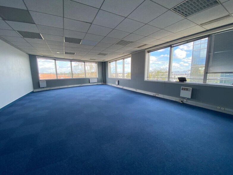 Bureau dans Villepinte à vendre - Photo intérieure – Image 2 sur 14
