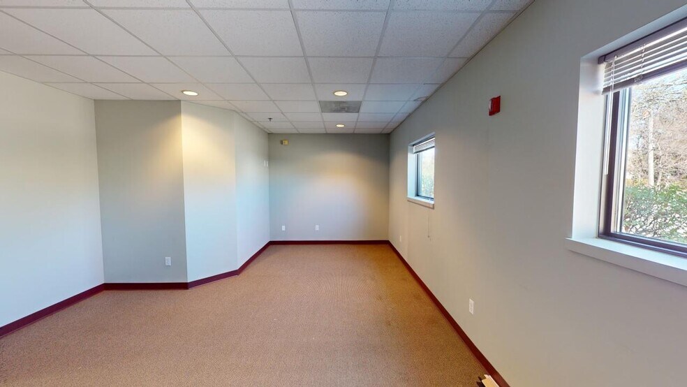 725 W Fabyan Pky, Batavia, IL à louer - Photo intérieure – Image 3 sur 30