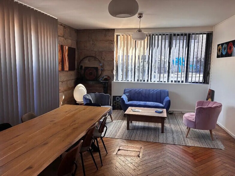 Bureau dans Lyon à louer - Photo de l’immeuble – Image 2 sur 6