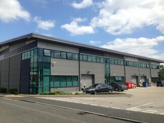Plus de détails pour Kendal Ave, Londres - Industriel/Logistique à louer