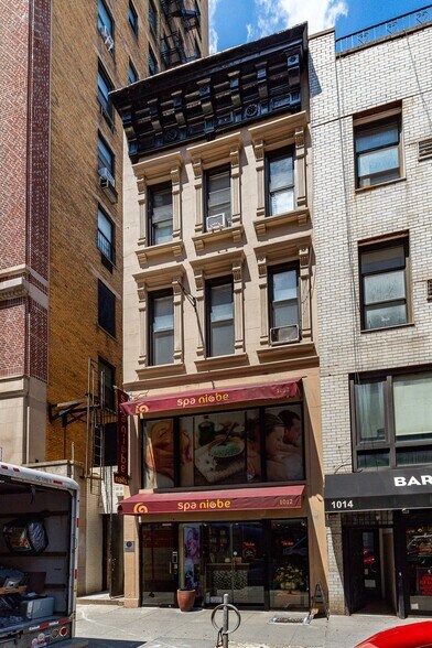 Upper East Side Mixed-Use Portfolio portefeuille de 3 biens à vendre sur LoopNet.fr - Photo de l’immeuble – Image 3 sur 14