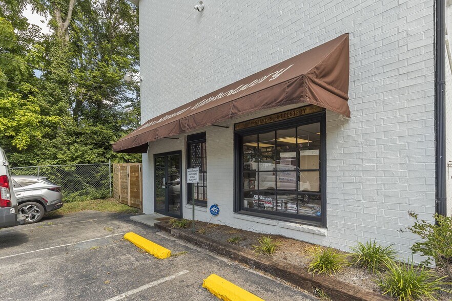 422 Acklen Park Dr, Nashville, TN à louer - Photo de l’immeuble – Image 3 sur 9