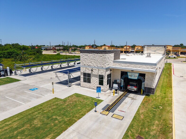 16607 FM 529 Rd, Houston, TX à vendre - Photo de l’immeuble – Image 2 sur 48