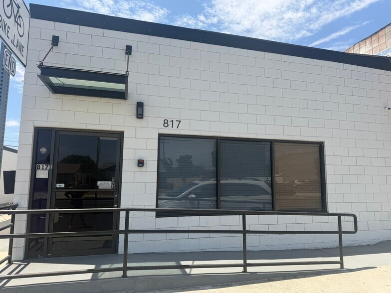 817 S 1st Ave, Arcadia, CA à louer - Photo de l’immeuble – Image 2 sur 9