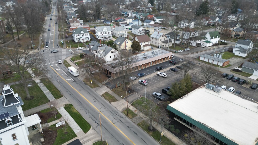 567 N Market St, Wooster, OH à louer - Photo de l’immeuble – Image 2 sur 17