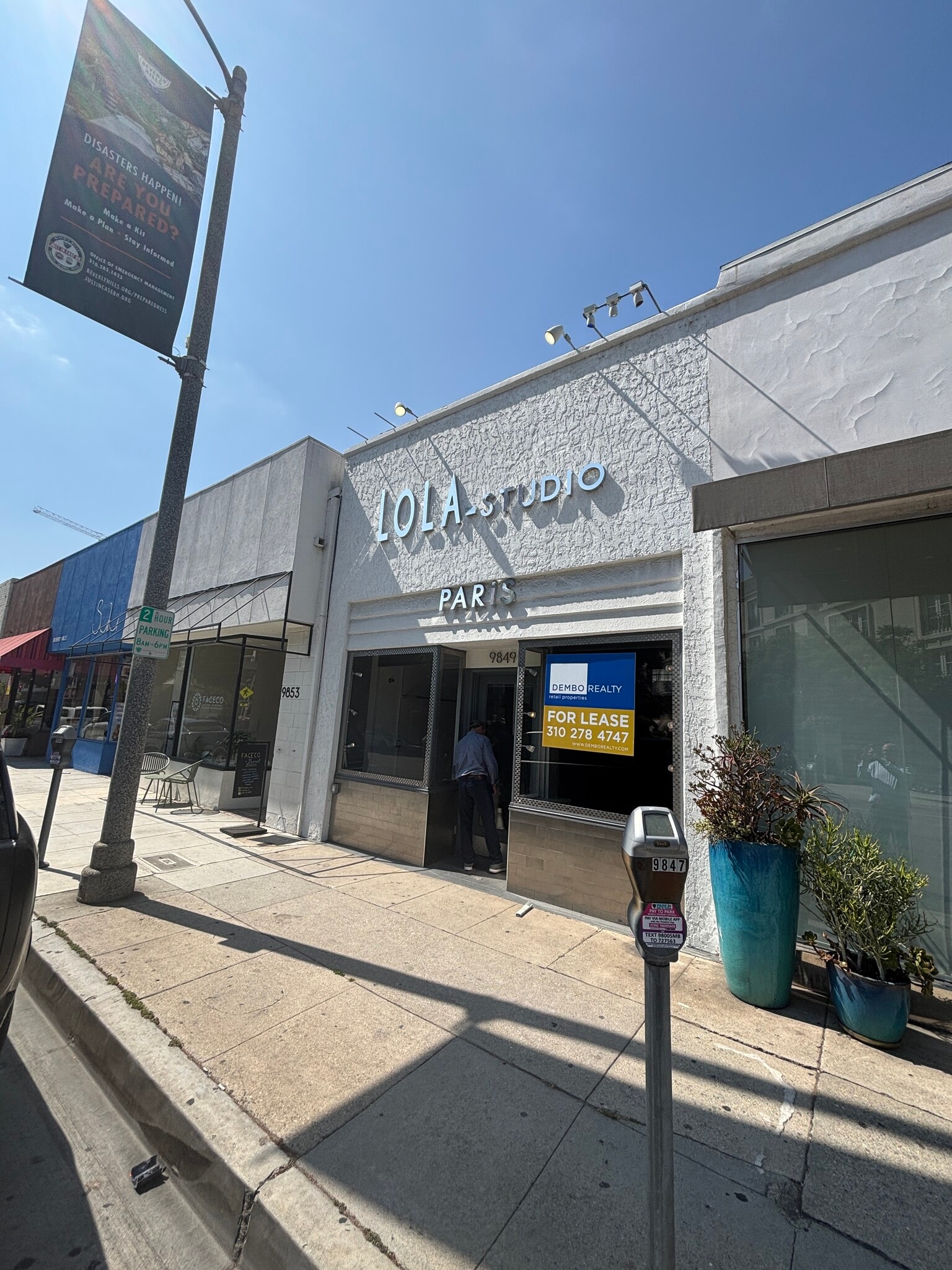 9843-9849 Santa Monica Blvd, Beverly Hills, CA à louer Photo de l’immeuble– Image 1 sur 3