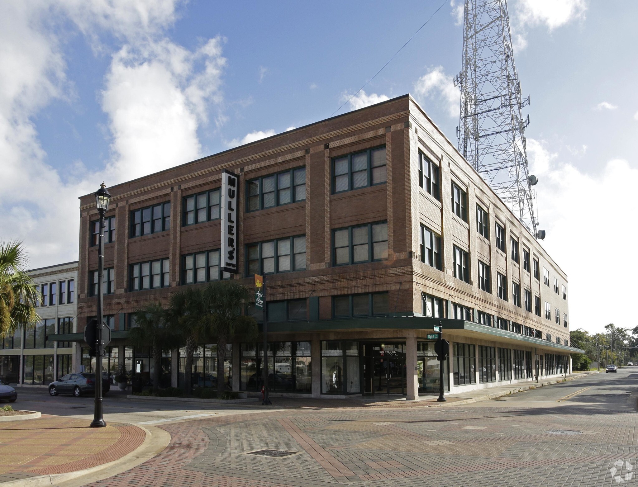 625 Ryan St, Lake Charles, LA à vendre Photo principale– Image 1 sur 71