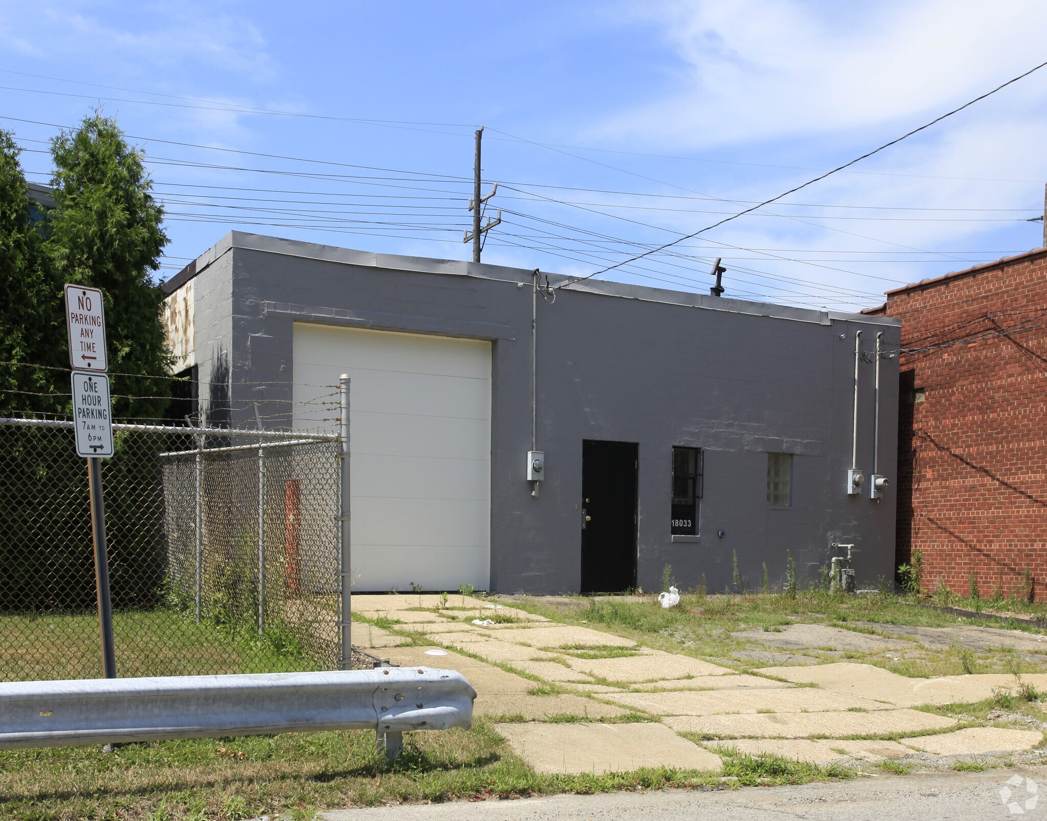 18033 Roseland Rd, Cleveland, OH à vendre Photo principale– Image 1 sur 1