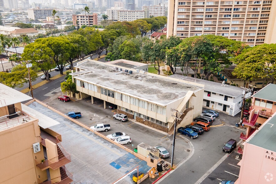1523 Kalakaua Ave, Honolulu, HI à louer - Aérien – Image 2 sur 2