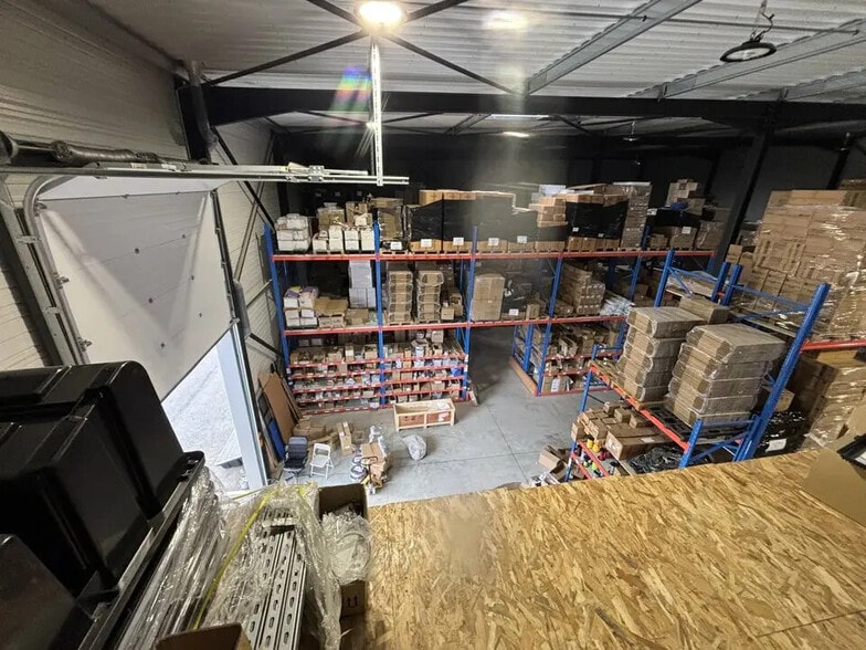 Local d’activités dans Vendargues à louer - Photo de l’immeuble – Image 2 sur 4
