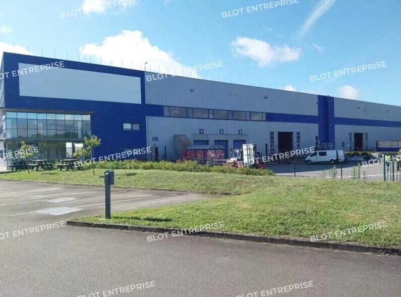 Industriel/Logistique dans Saint-Aignan-Grandlieu à louer - Photo de l’immeuble – Image 1 sur 14