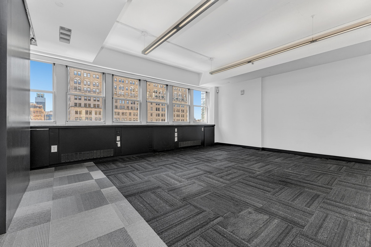 131 W 33rd St, New York, NY 10001 - Lot 17A - - Photo intérieure - Image 2 of 7