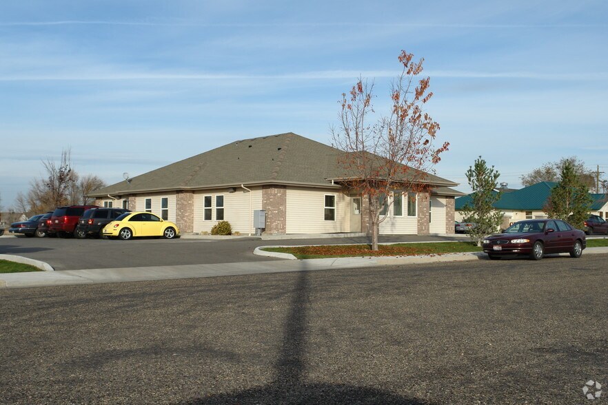 811 NW 12th St, Fruitland, ID à louer - Photo de l’immeuble – Image 2 sur 2