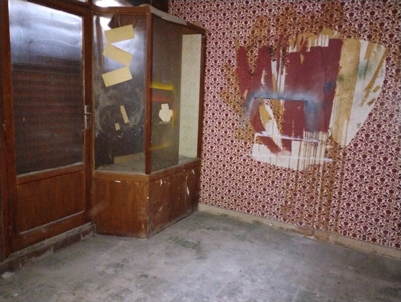 View Photo