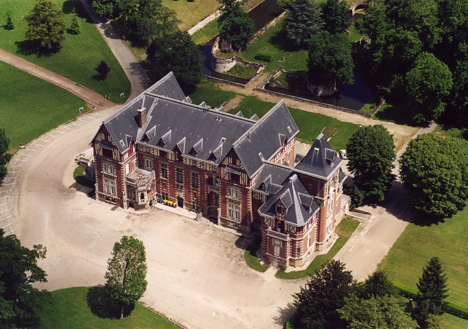 1384 Route De Liverdy, Coubert à vendre Aérien– Image 1 sur 17