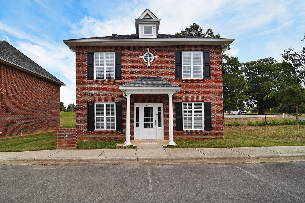 2314 Katie Leigh Ln, Monroe, NC à vendre Photo principale– Image 1 sur 47