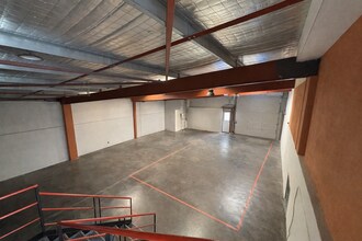 123 Avenue Des 5 Ponts, Saint-Maximin-la-Sainte-Baume à louer Photo intérieure– Image 2 sur 8
