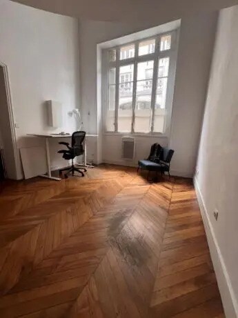 Bureau dans Paris à louer - Photo de l’immeuble – Image 3 sur 5
