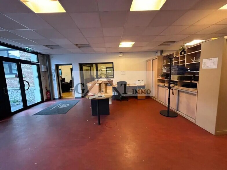 Bureau dans Soisy-sous-Montmorency à louer - Photo de l’immeuble – Image 2 sur 10