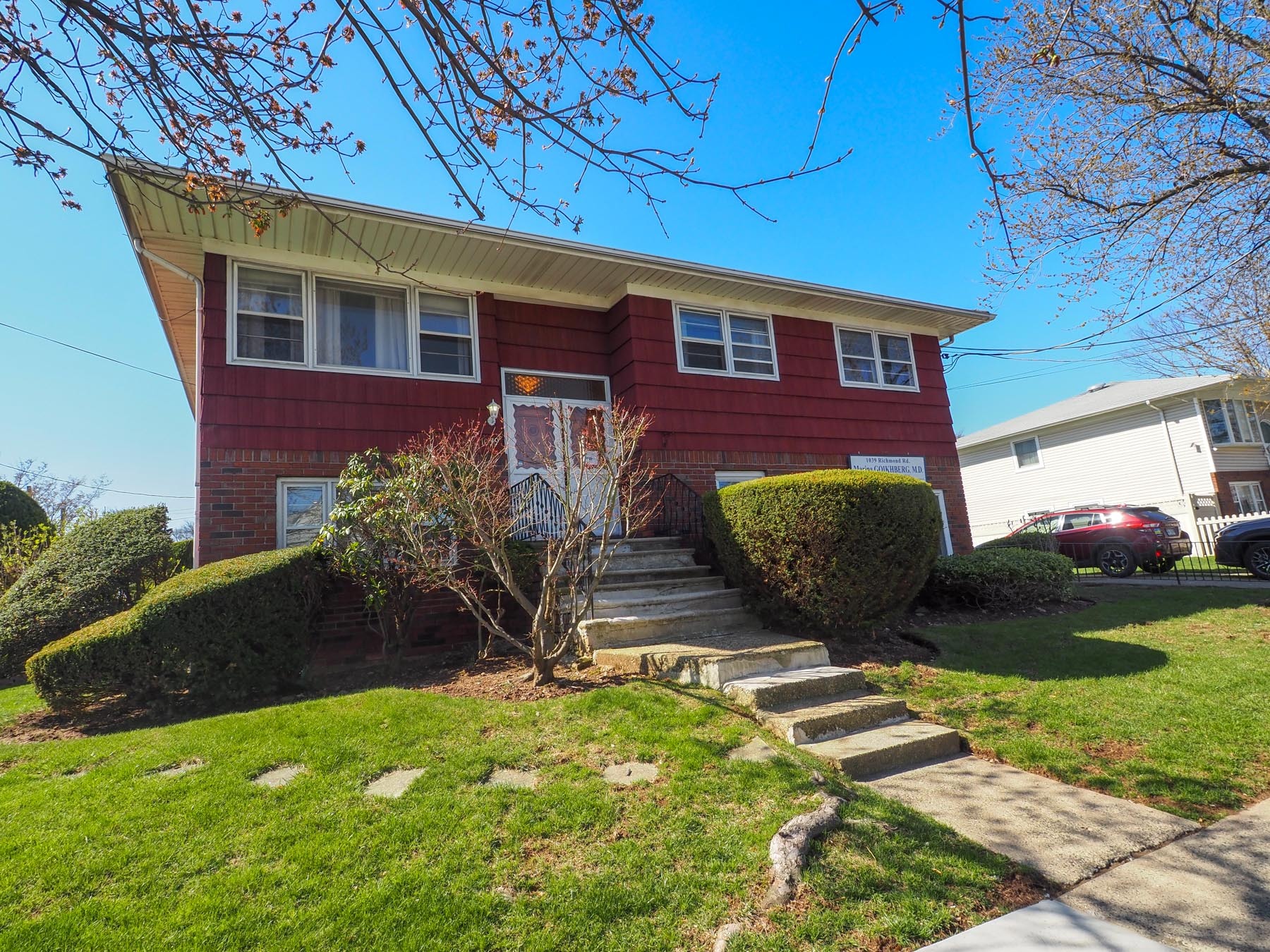 1039 Richmond Rd, Staten Island, NY à vendre Photo de l’immeuble– Image 1 sur 22