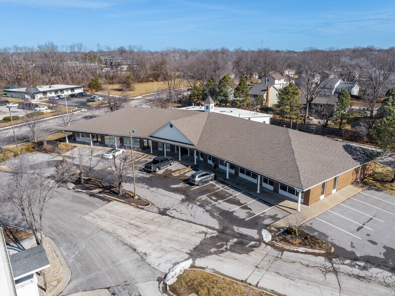 11813 W 77th St, Lenexa, KS à louer - Photo de l’immeuble – Image 3 sur 57