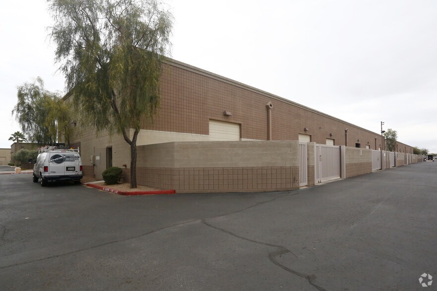 219 S William Dillard Dr, Gilbert, AZ à vendre - Photo de l’immeuble – Image 2 sur 4