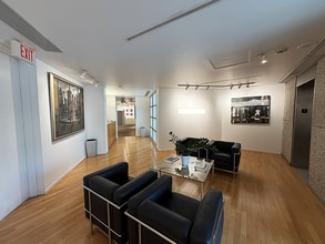 2100 Ponce De Leon Blvd, Coral Gables, FL à louer Photo intérieure– Image 1 sur 13