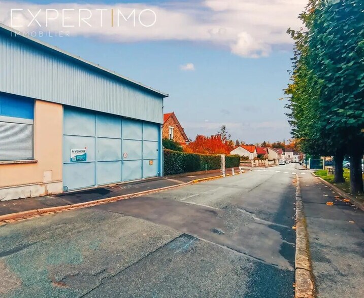 Industriel/Logistique dans Lardy à vendre - Photo de l’immeuble – Image 2 sur 5